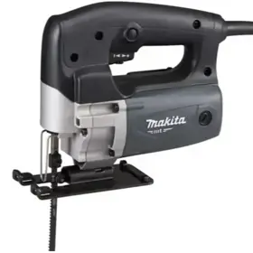 Sierra Caladora 450W de la marca Makita
