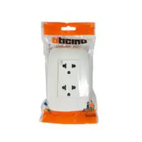 Imagen del producto Toma Corriente Doble Bticino de la marca Bticino